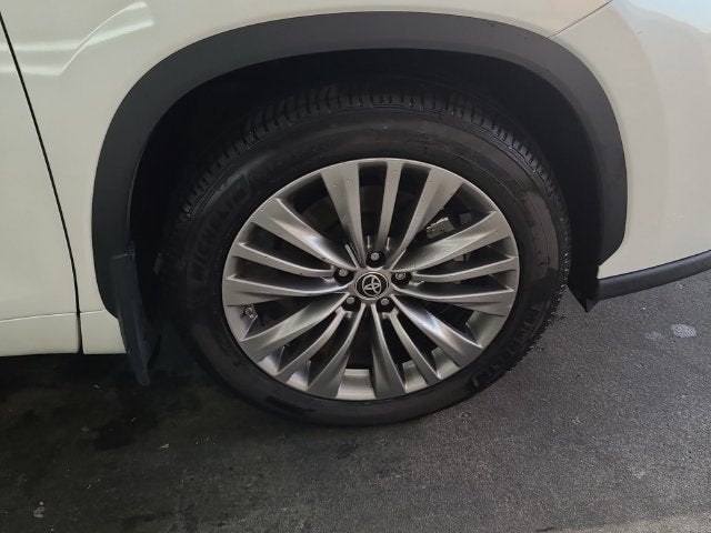 2020 Toyota Highlander Platinum