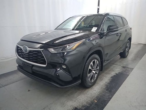 2022 Toyota Highlander Hybrid XLE