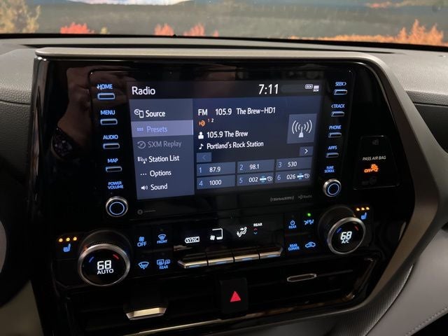 2022 Toyota Highlander Hybrid XLE