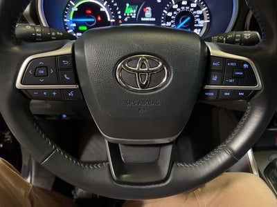 2022 Toyota Highlander Hybrid XLE