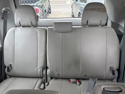 2013 Toyota Sienna XLE 8 Passenger