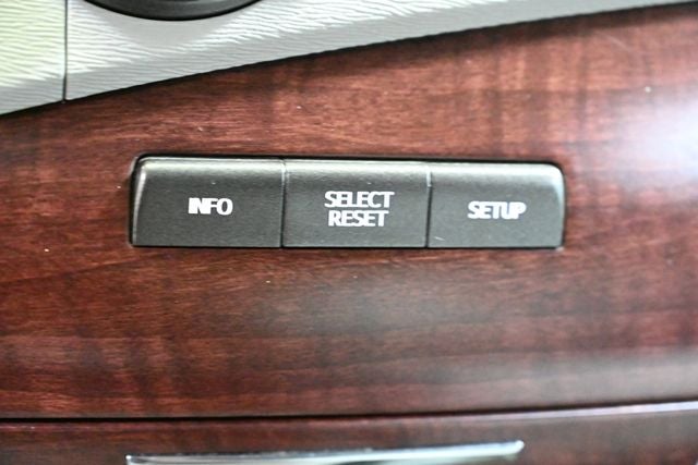 2013 Toyota Sienna XLE 8 Passenger