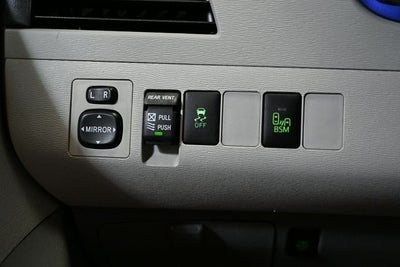 2013 Toyota Sienna XLE 8 Passenger