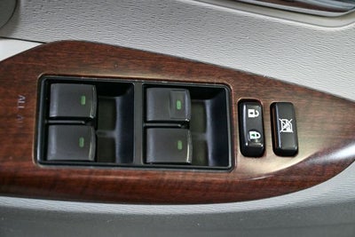 2013 Toyota Sienna XLE 8 Passenger