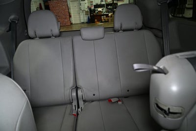 2013 Toyota Sienna XLE 8 Passenger