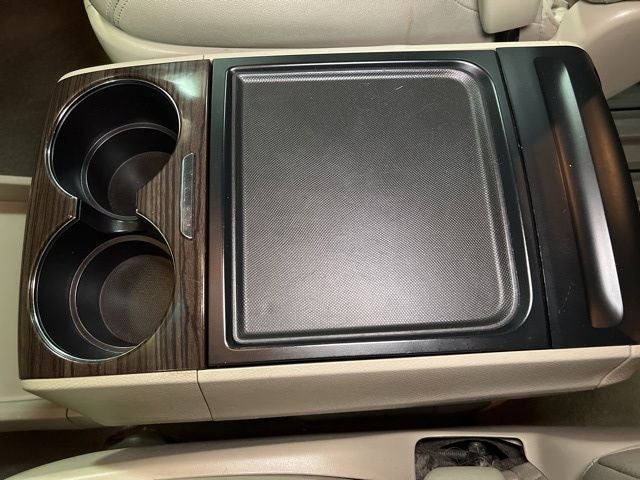 2017 Toyota Sienna XLE 8 Passenger