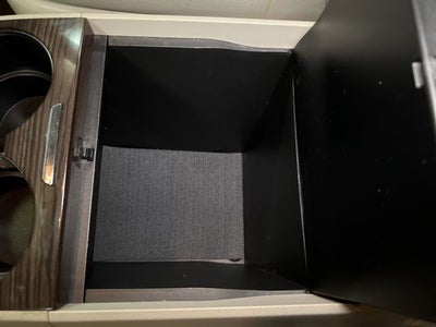 2017 Toyota Sienna XLE 8 Passenger