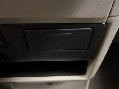 2017 Toyota Sienna XLE 8 Passenger