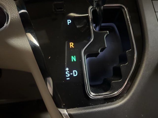 2017 Toyota Sienna XLE 8 Passenger