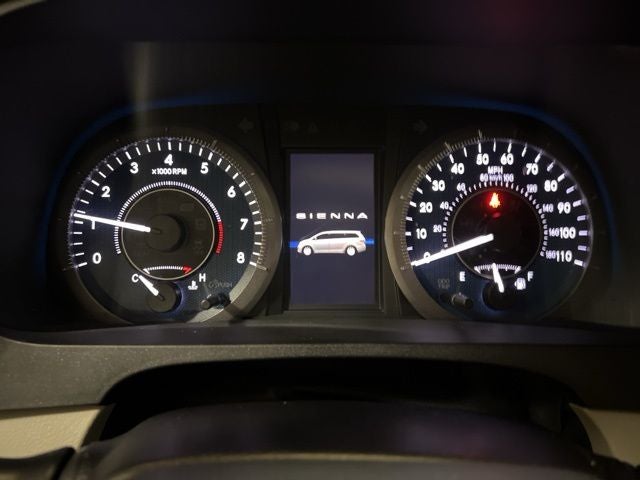 2017 Toyota Sienna XLE 8 Passenger