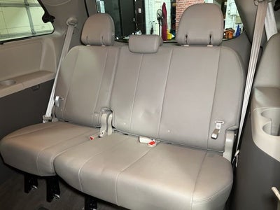 2017 Toyota Sienna XLE 8 Passenger