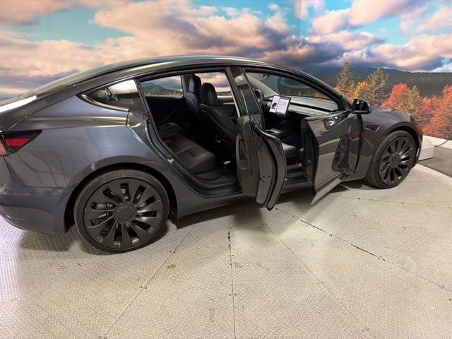 2023 Tesla Model 3 Base