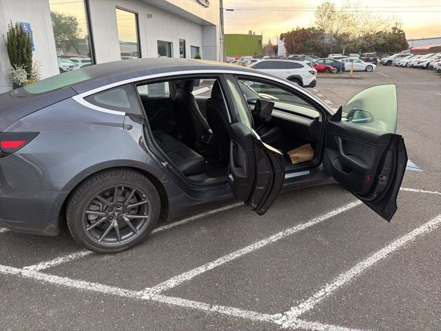 2018 Tesla Model 3 Base
