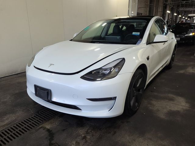 2022 Tesla Model 3's photo