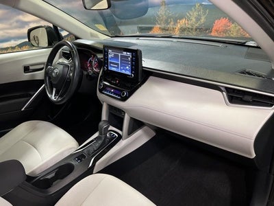 2022 Toyota Corolla Cross LE