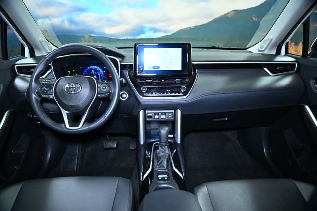 2023 Toyota Corolla Cross XLE