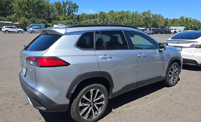 2023 Toyota Corolla Cross XLE