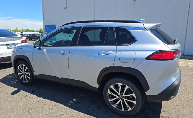 2023 Toyota Corolla Cross XLE