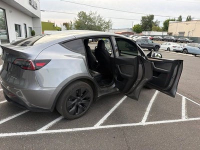 2025 Tesla Model Y Long Range