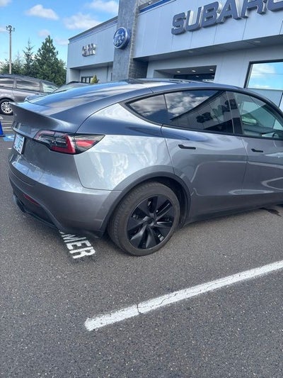 2025 Tesla Model Y Long Range