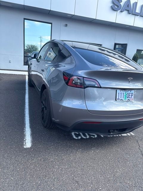 2025 Tesla Model Y Long Range