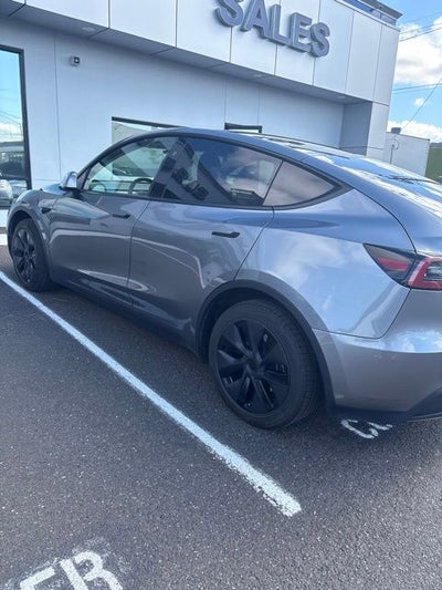 2025 Tesla Model Y Long Range