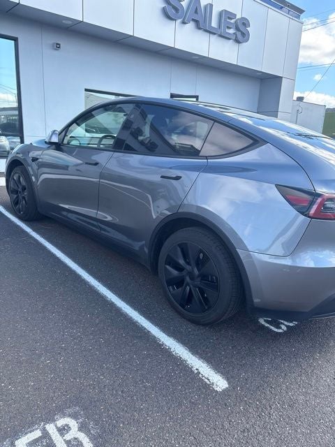 2025 Tesla Model Y Long Range