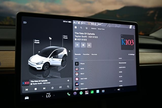 2025 Tesla Model Y Long Range