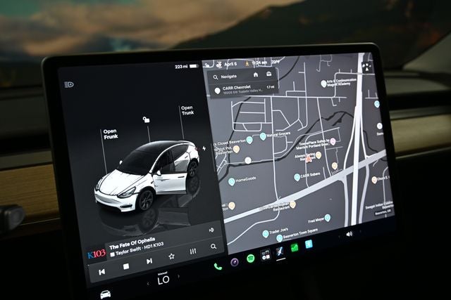 2025 Tesla Model Y Long Range