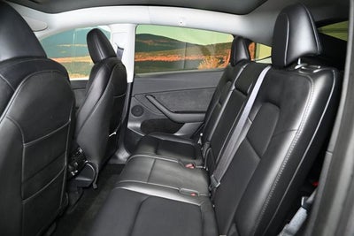 2025 Tesla Model Y Long Range