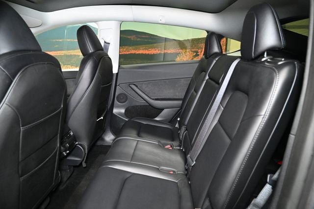 2025 Tesla Model Y Long Range