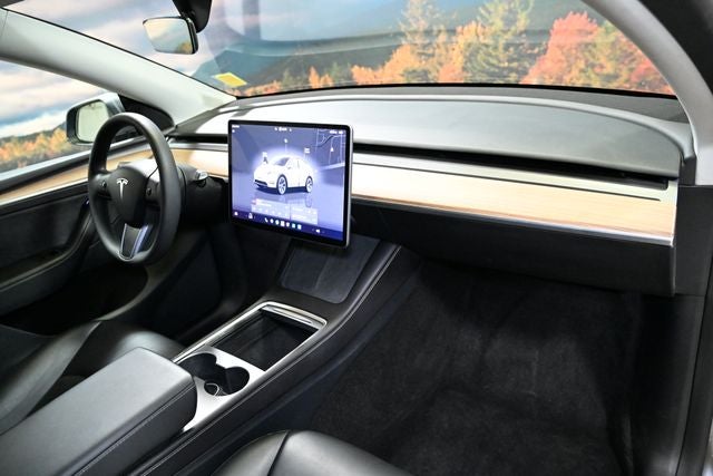 2025 Tesla Model Y Long Range