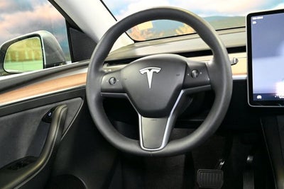 2025 Tesla Model Y Long Range