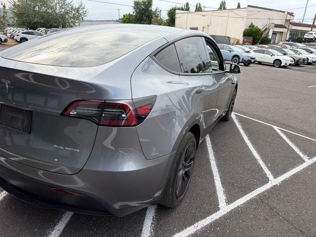 2025 Tesla Model Y Long Range
