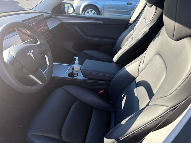 2025 Tesla Model Y Long Range