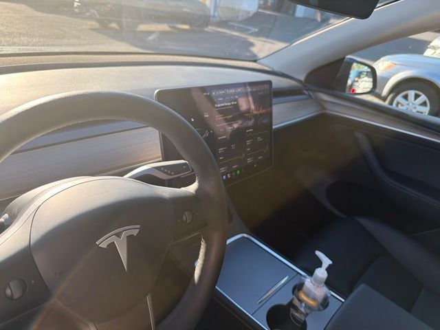 2025 Tesla Model Y Long Range