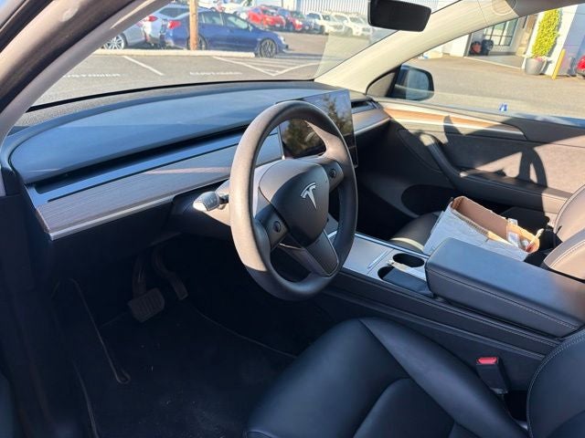 2025 Tesla Model Y Long Range