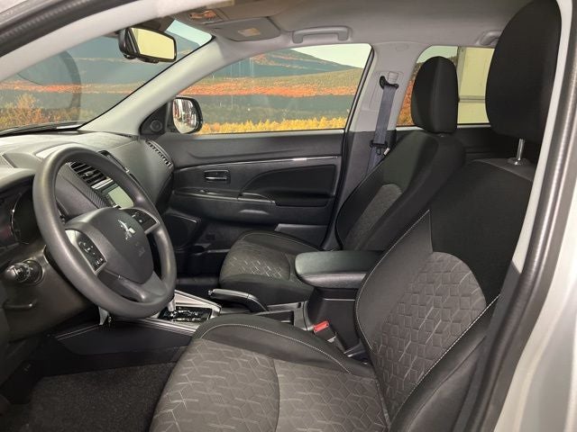 2024 Mitsubishi Outlander Sport 2.0 ES