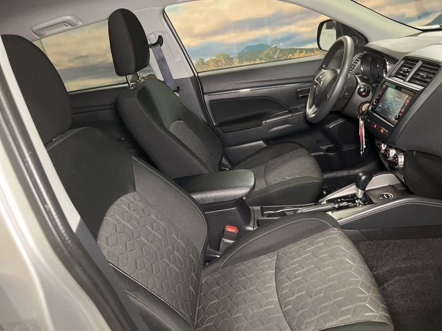 2024 Mitsubishi Outlander Sport 2.0 ES