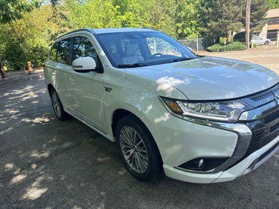 2022 Mitsubishi Outlander PHEV SEL