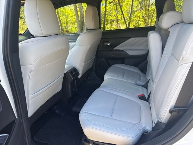 2022 Mitsubishi Outlander PHEV SEL