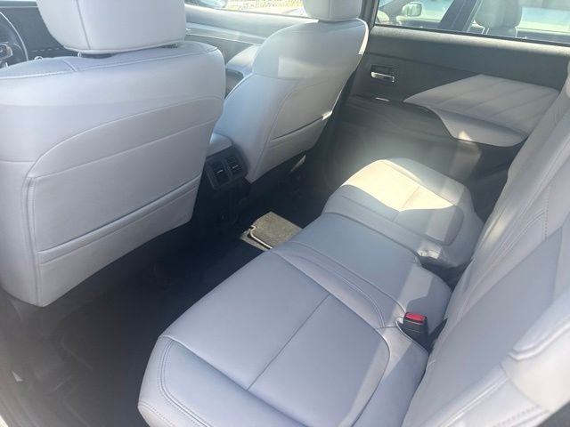 2022 Mitsubishi Outlander PHEV SEL