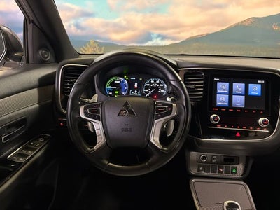 2022 Mitsubishi Outlander PHEV SEL