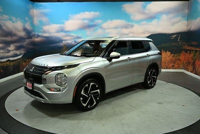 2022 Mitsubishi Outlander SEL