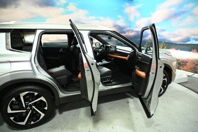 2022 Mitsubishi Outlander SEL