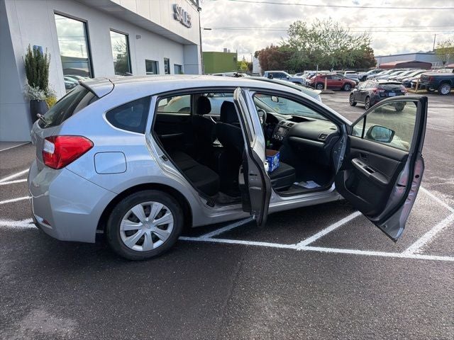 2016 Subaru Impreza 2.0i