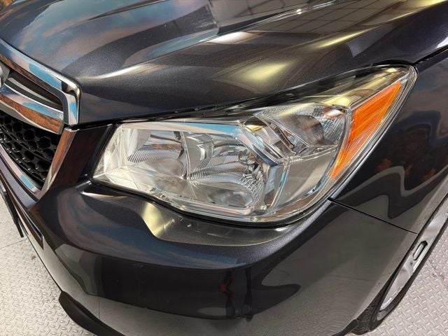 2016 Subaru Forester 2.5i