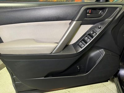 2016 Subaru Forester 2.5i
