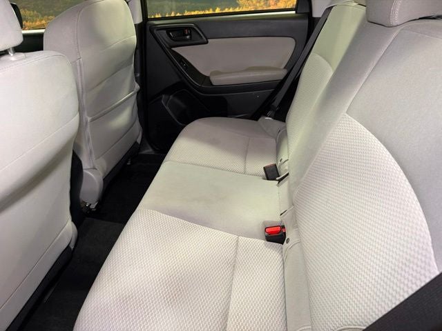 2016 Subaru Forester 2.5i
