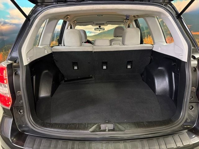 2016 Subaru Forester 2.5i